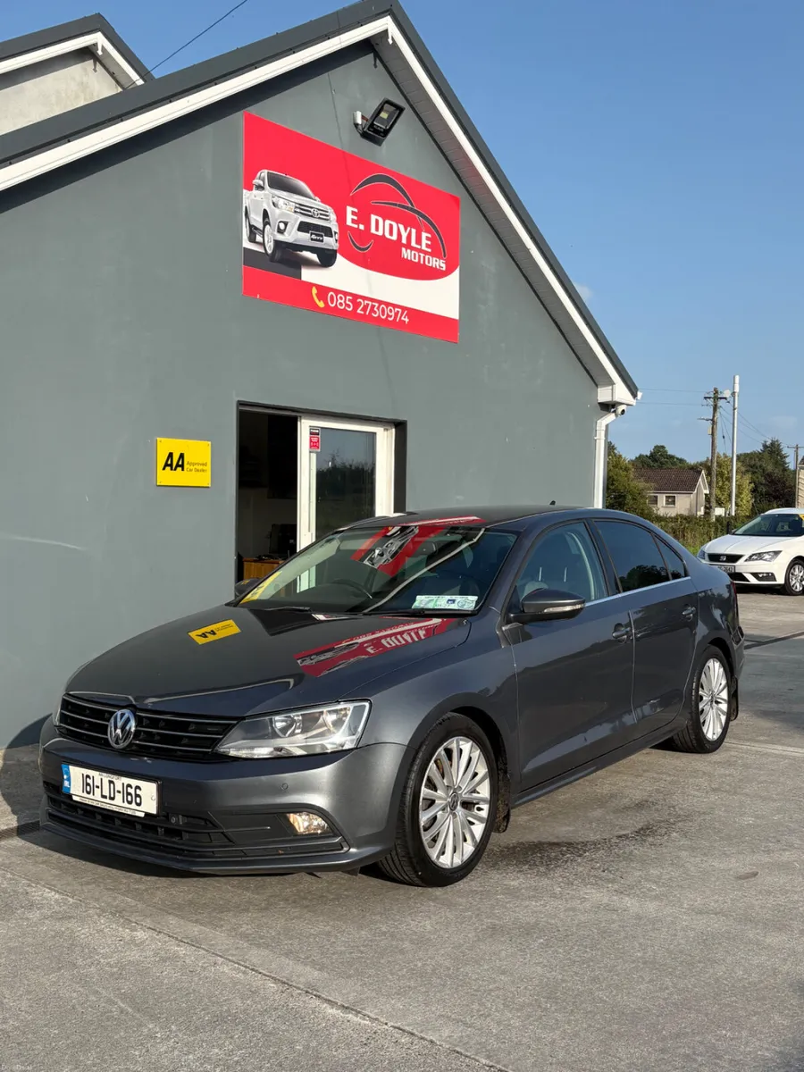 Volkswagen Jetta 2016 2.0 TDI - Image 6