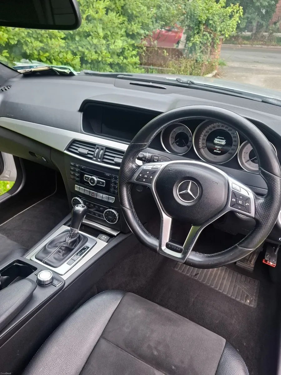 Mercedes-Benz C-Class 2014 - Image 6