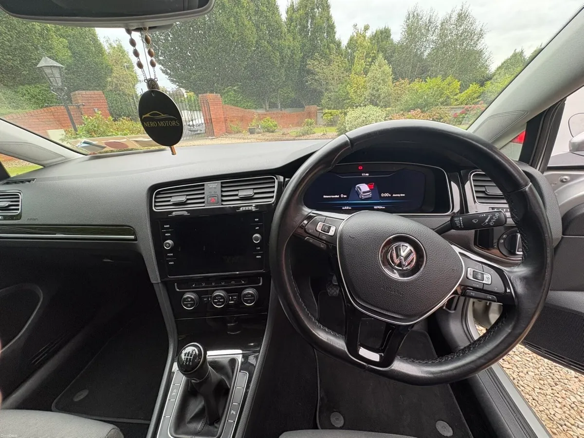 2019 Volkswagen Golf Highline - Image 4