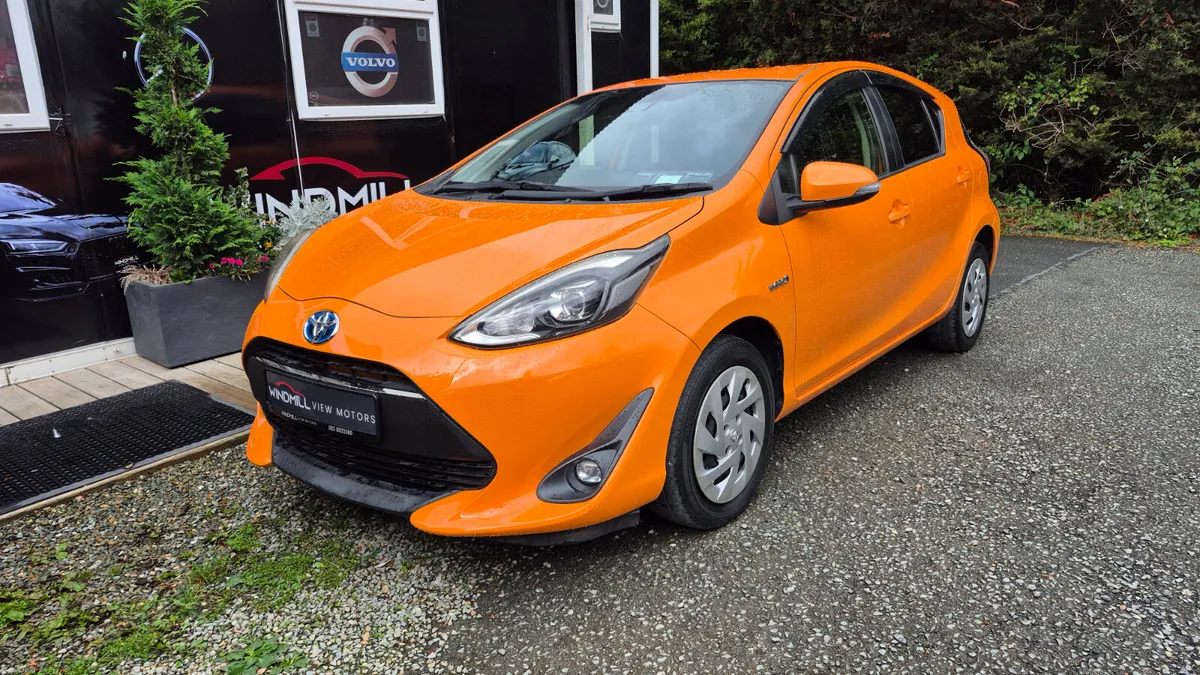Toyota Aqua 1.5 Hybrid Automatic - Image 4
