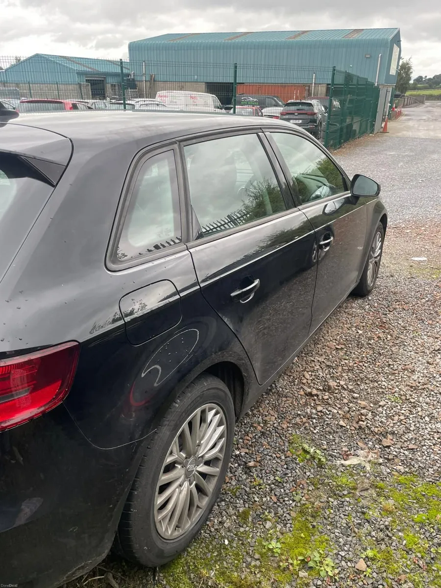 Audi A3 2015 - Image 3