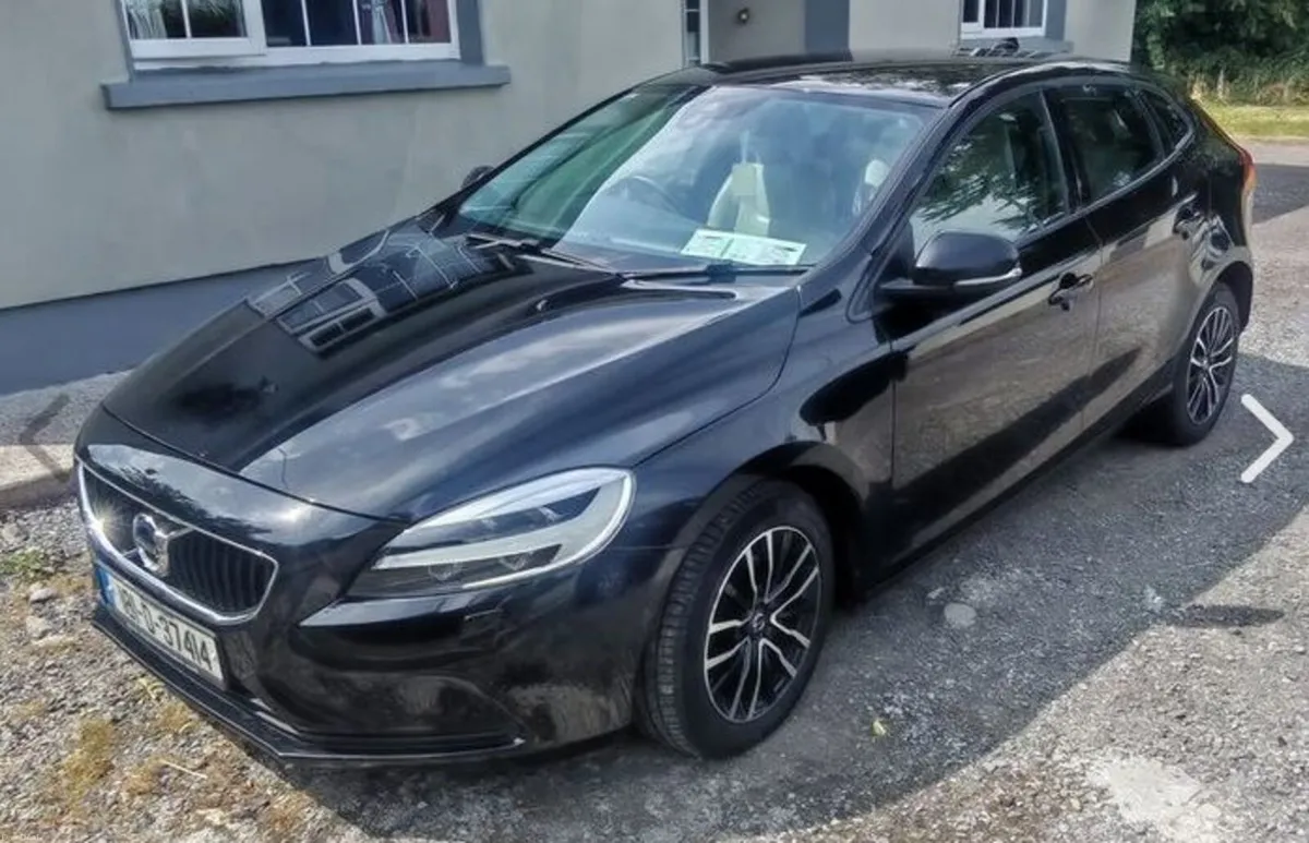 Volvo V40 2018 - Image 3
