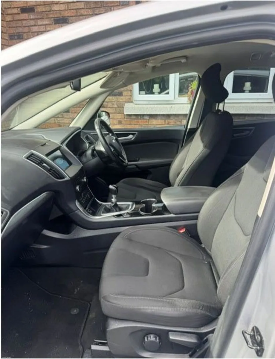 Ford S-Max 2017 - Image 6