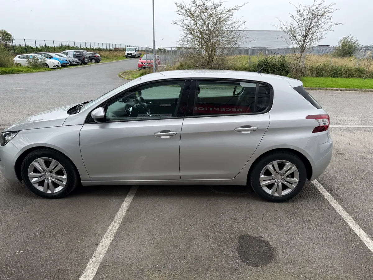 Peugeot 308 2014 - Image 5
