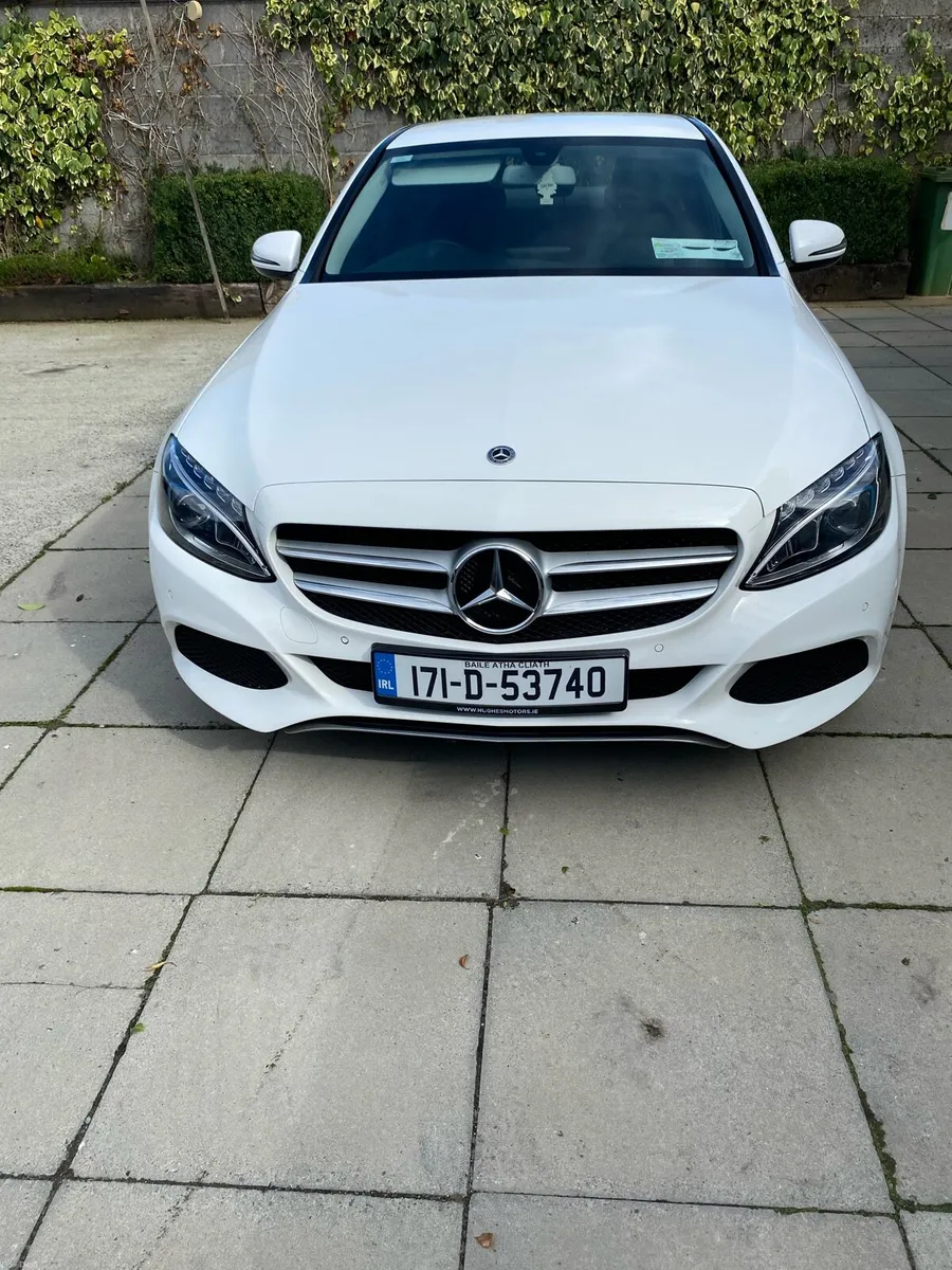 Mercedes C350 hybrid - Image 1