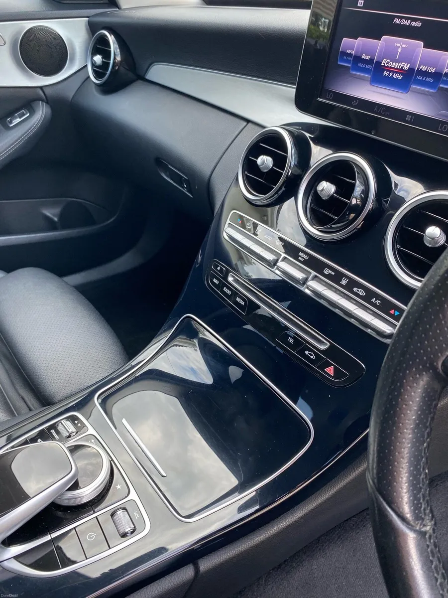 Mercedes C350 hybrid - Image 6