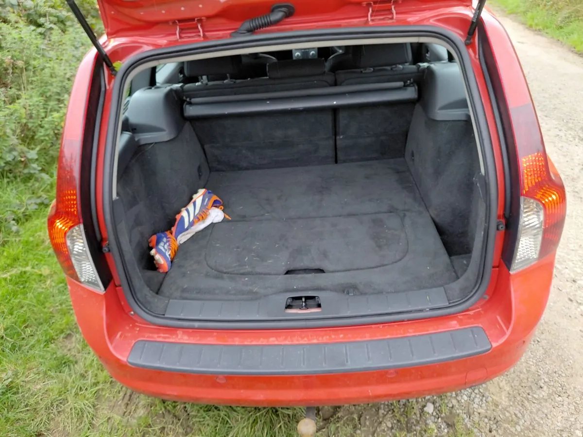 Nct2/27tax nov,towbar,super workhorse,drivin 100% - Image 2