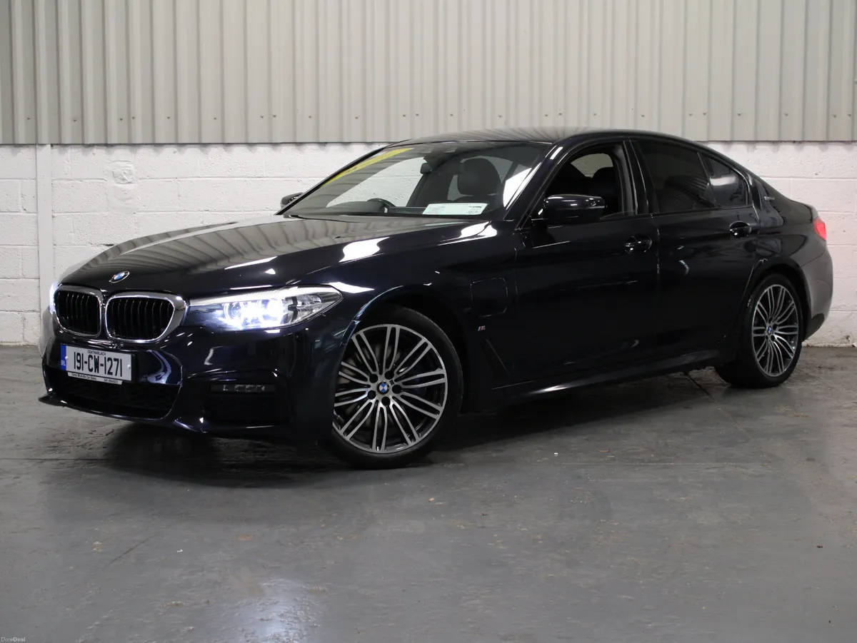 BMW 5-Series 2019 - Image 1