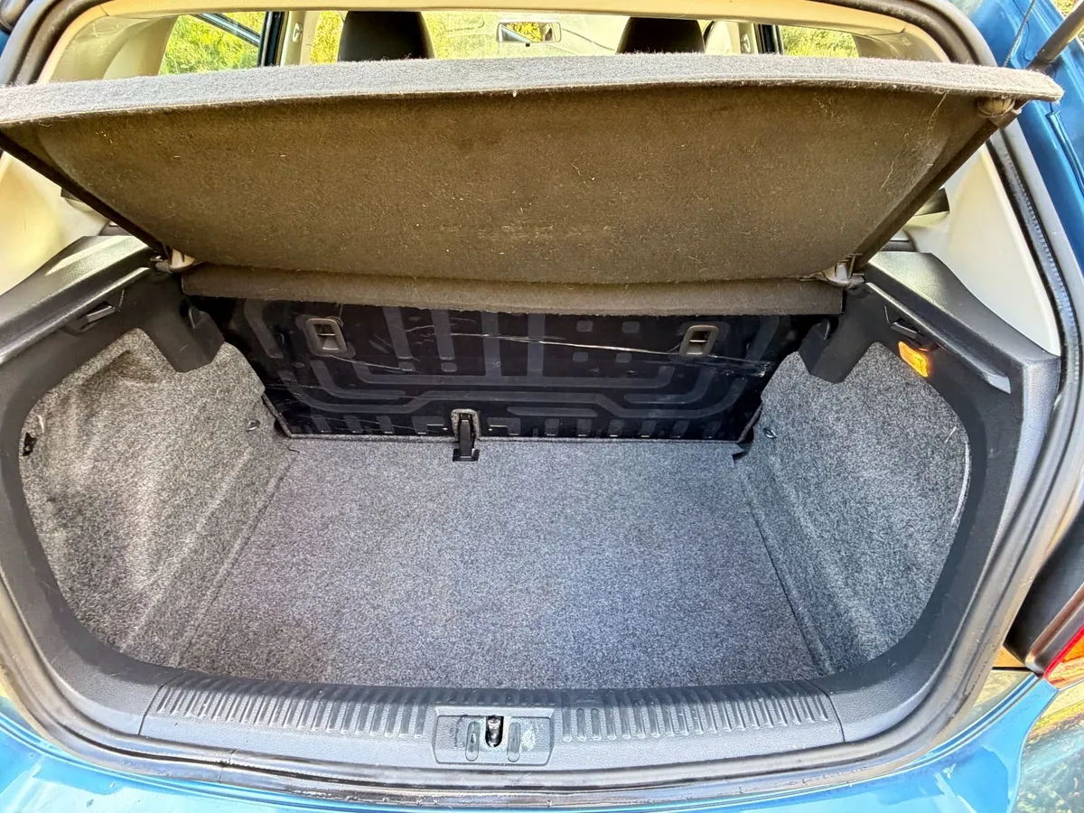 Volkswagen Polo 2015 - Image 6