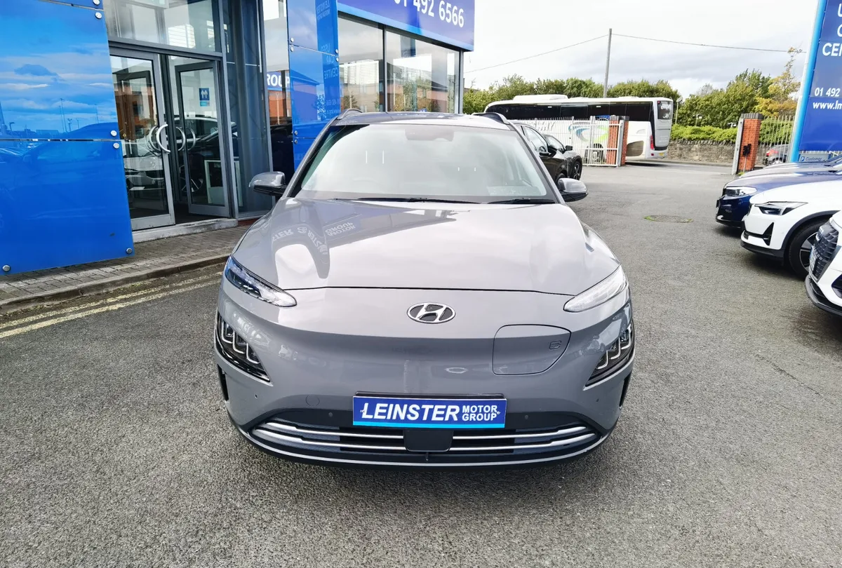HYUNDAI KONA 64KWH PREMIUM - Image 2