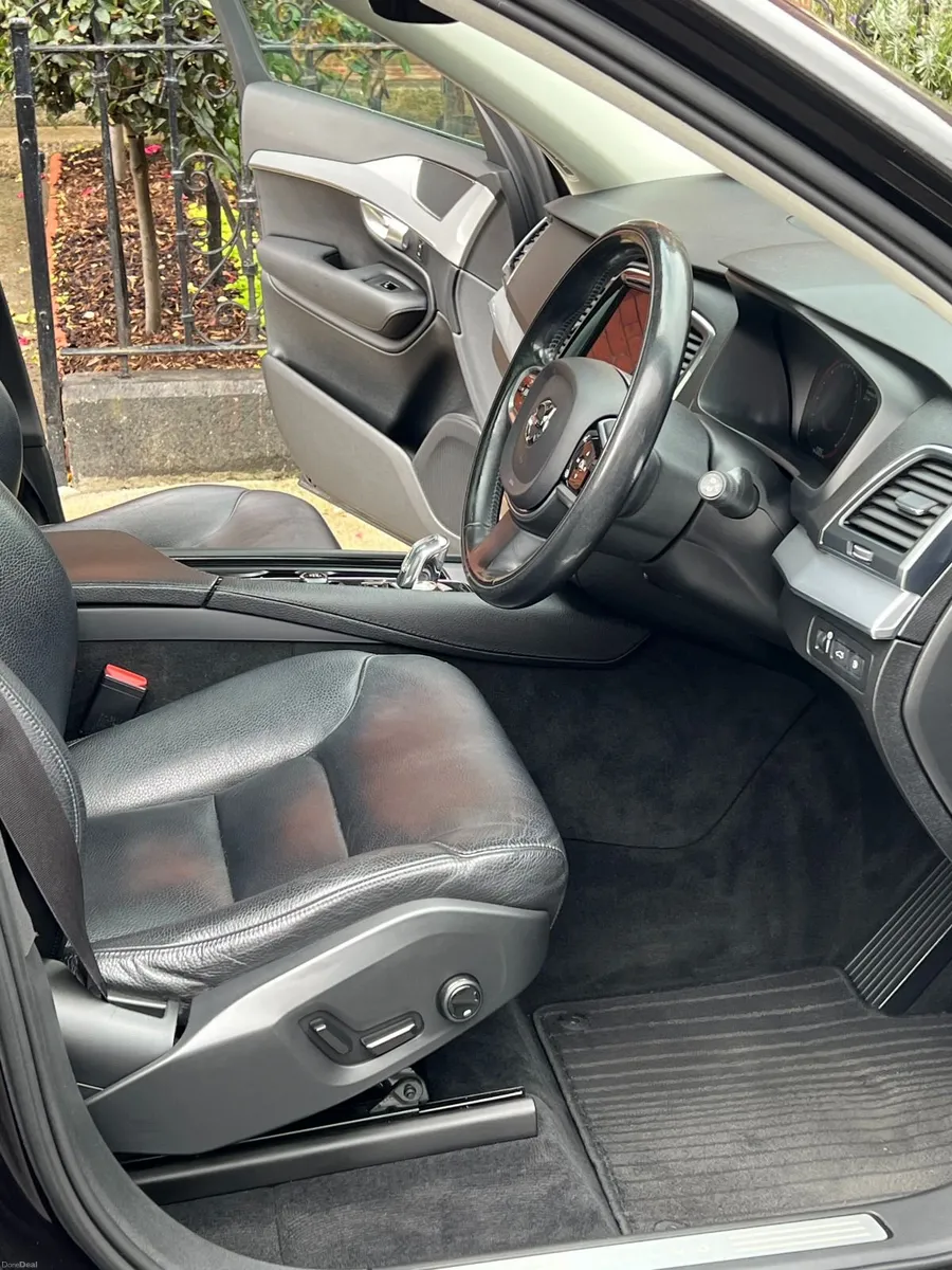 Volvo XC90 2017 - Image 3