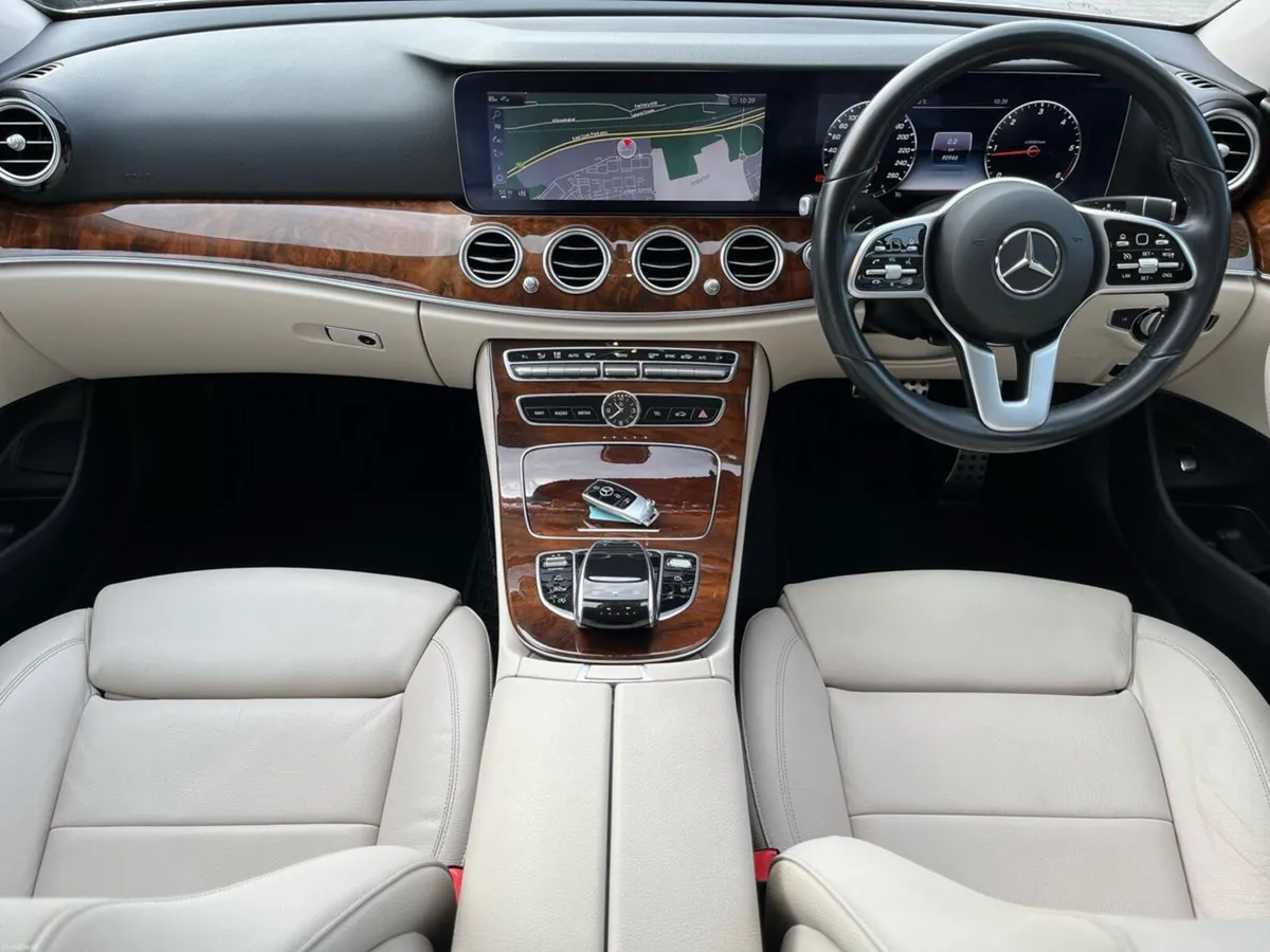 Mercedes-Benz E-Class E 200D Avantgarde Line Saloo - Image 2