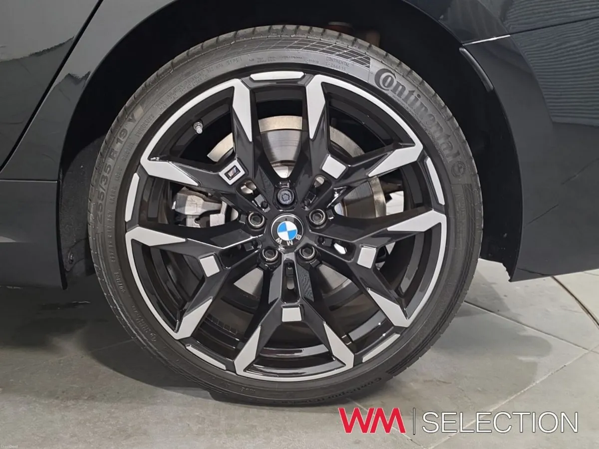 BMW 3-Series 330 e M Sport - Image 6