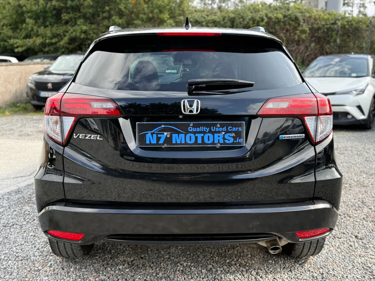 2014 Honda Vezel 1.5 HYBRID AUTO - Image 4