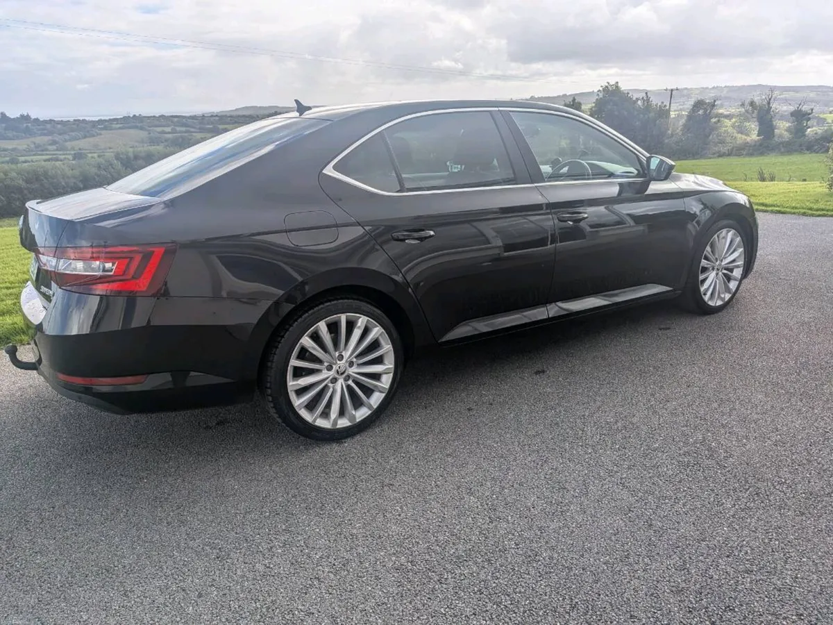 Skoda Superb SE L Executive 2017 - Image 3