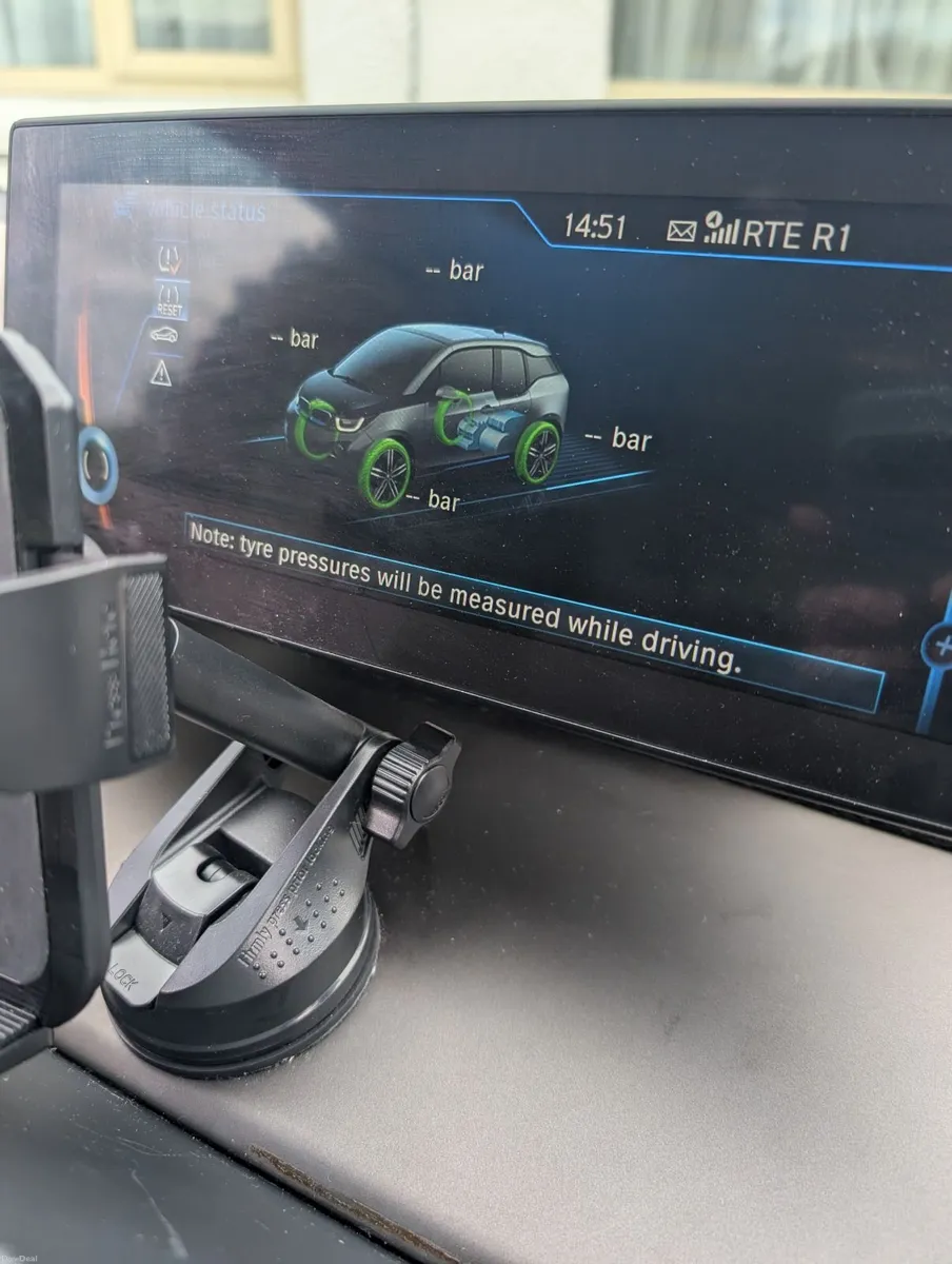 BMW i3 2014 range extender - Image 5
