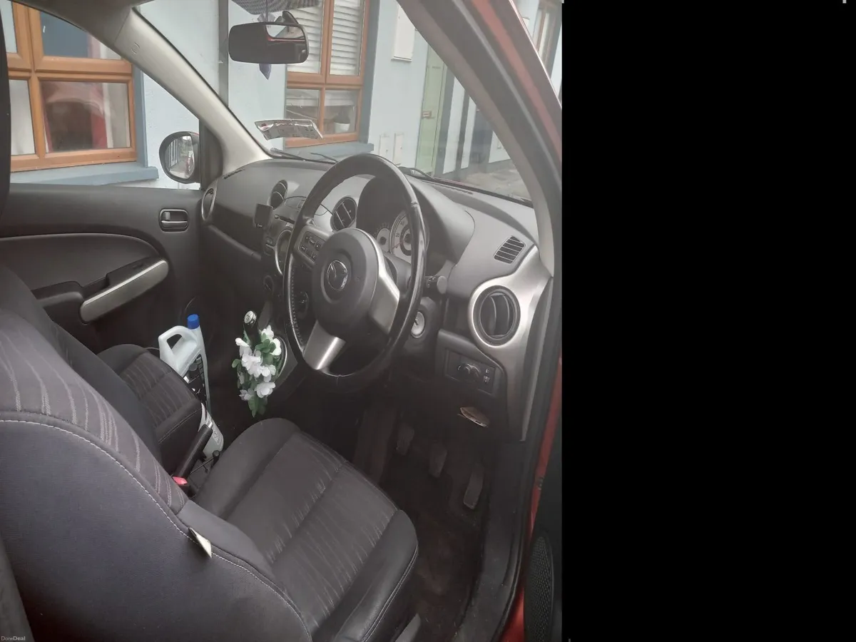 Mazda Mazda2 2009 - Image 2