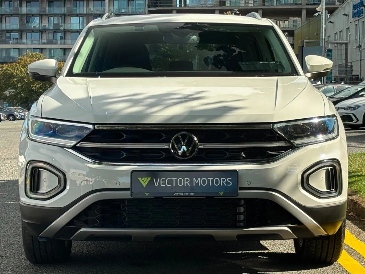 Volkswagen T-Roc TDI STYLE AUTO 12 MONTH WARRANTY - Image 3