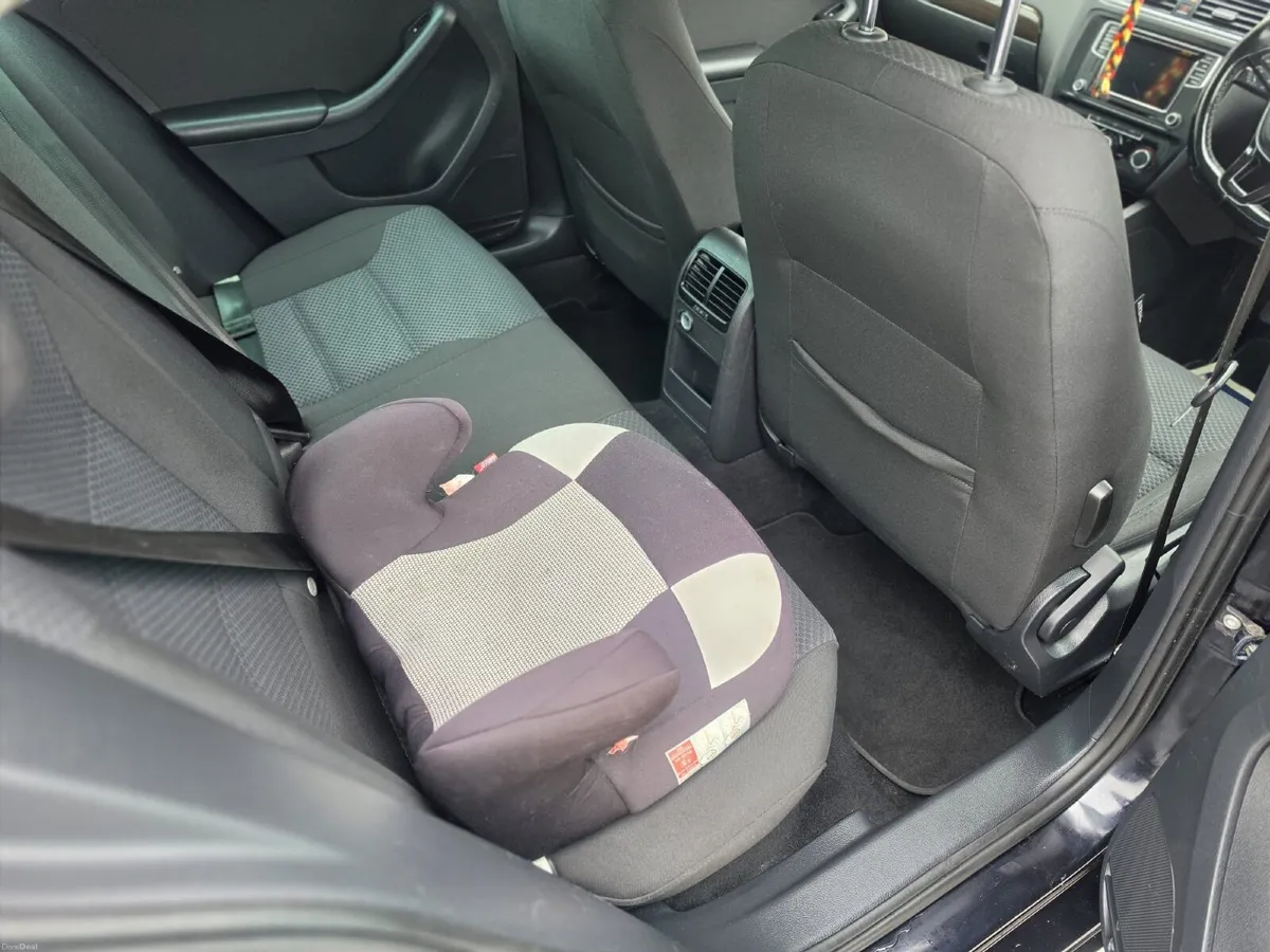 Volkswagen Jetta 2018 - Image 4