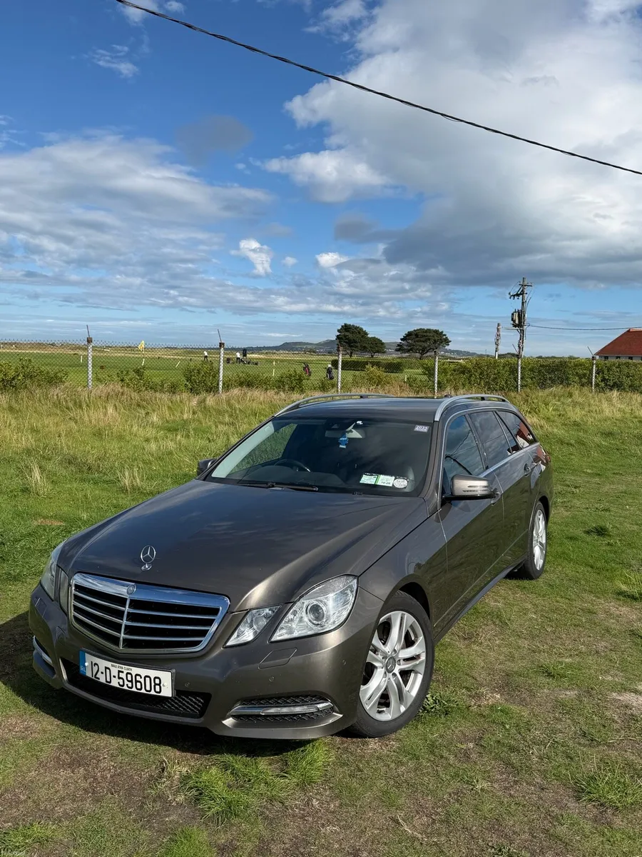 Mercedes Benz E300 Hybrid SE - Image 1