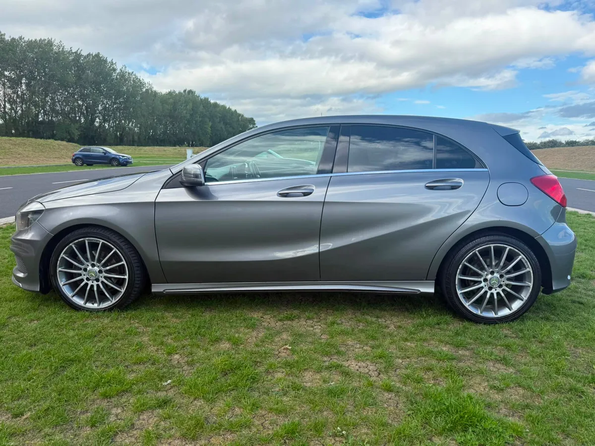 A220D RARE 2.1 DIESEL AUTO | AMG HIGH SPEC - Image 4