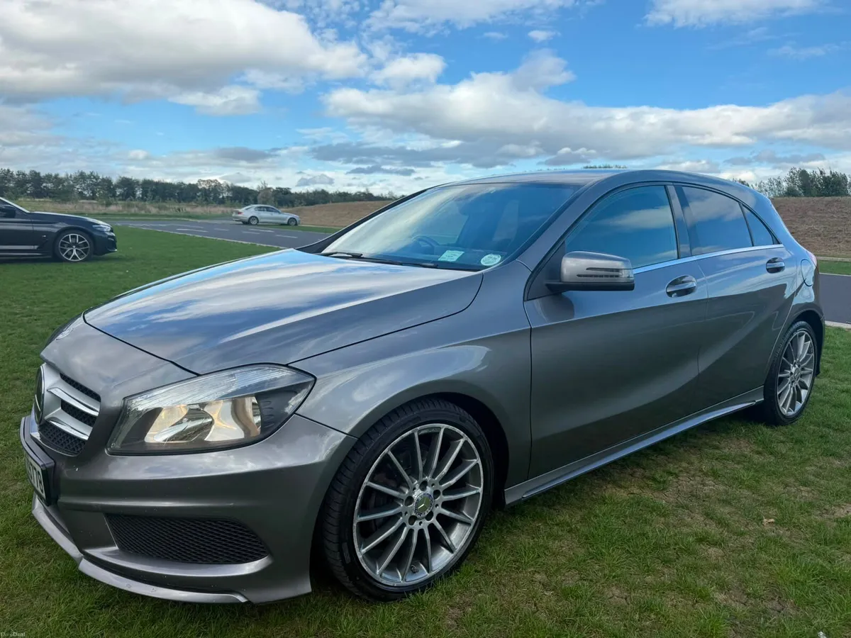 A220D RARE 2.1 DIESEL AUTO | AMG HIGH SPEC - Image 3