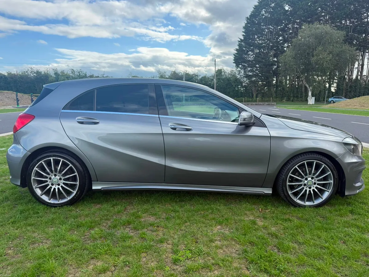 A220D RARE 2.1 DIESEL AUTO | AMG HIGH SPEC - Image 5