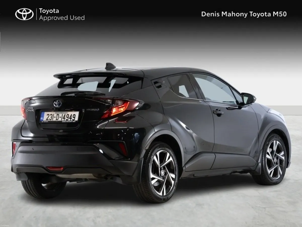 Toyota C-HR Sport Hybrid - Image 2