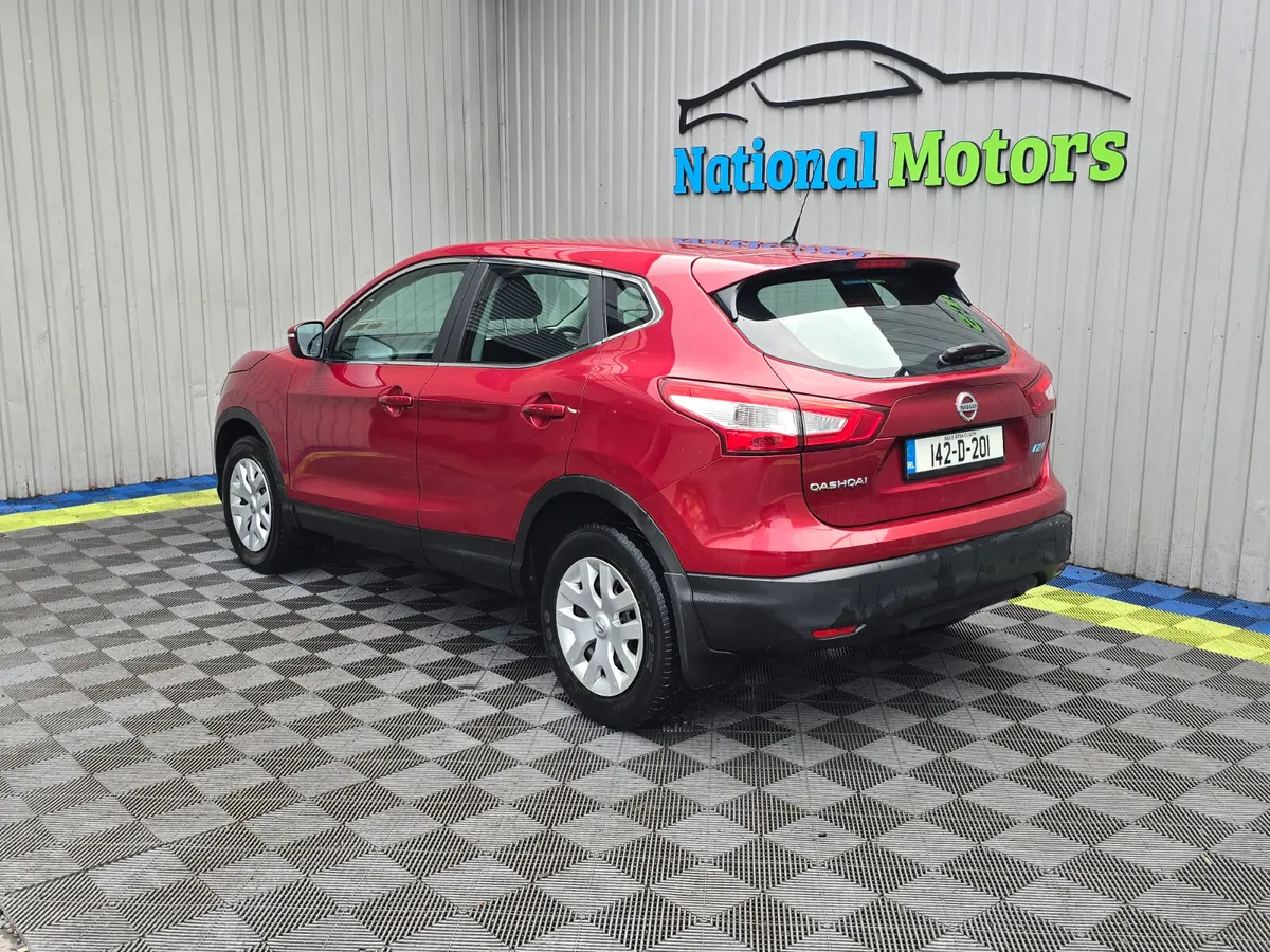2014 Nissan Qashqai 1.5 Diesel  XE 4DR - Manual - Image 5