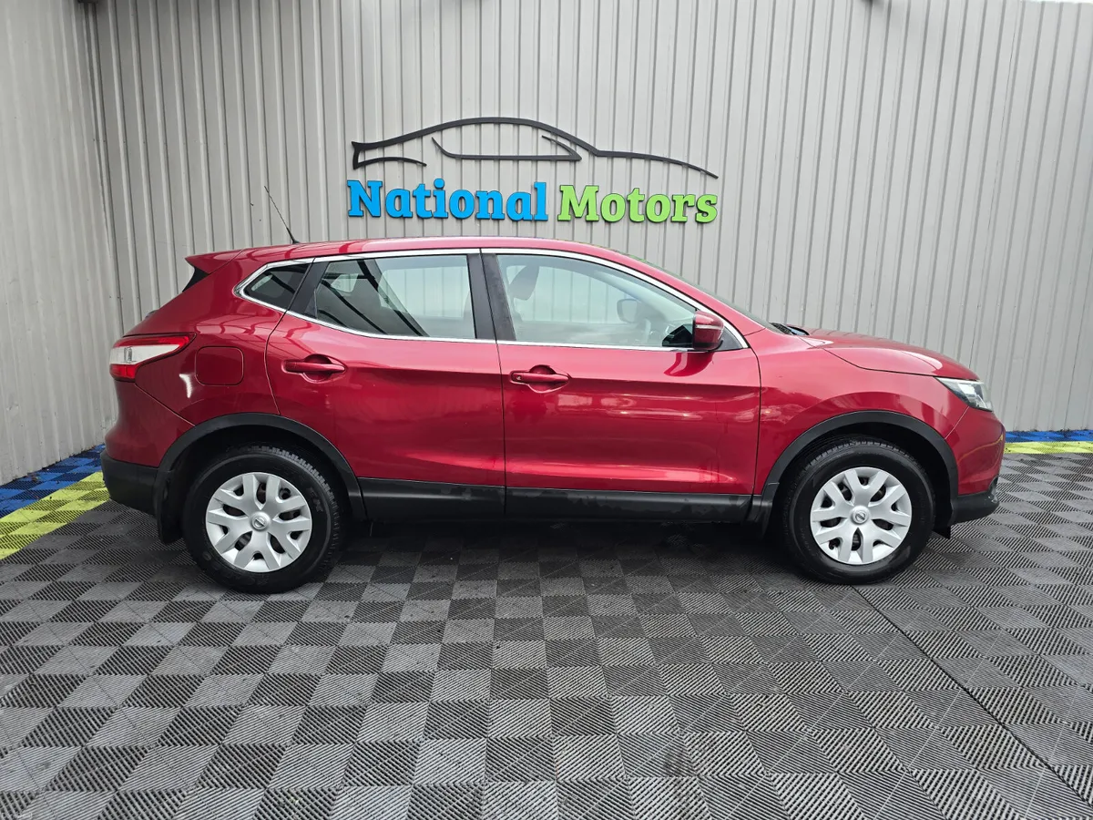 2014 Nissan Qashqai 1.5 Diesel  XE 4DR - Manual - Image 2