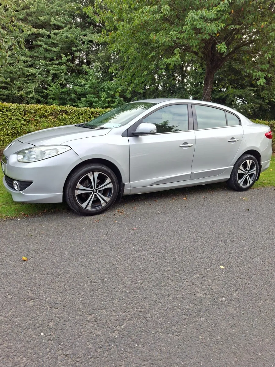 2012 Renault Fluence Nct 02/27 tax 02/27 - Image 3