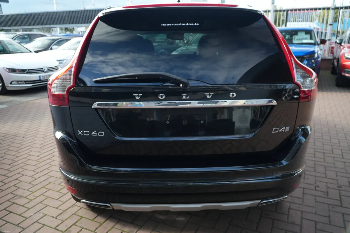 2.0D4 SE LUXURY EDITION  5DR ESTATE AUTOMATIC // P - Image 5