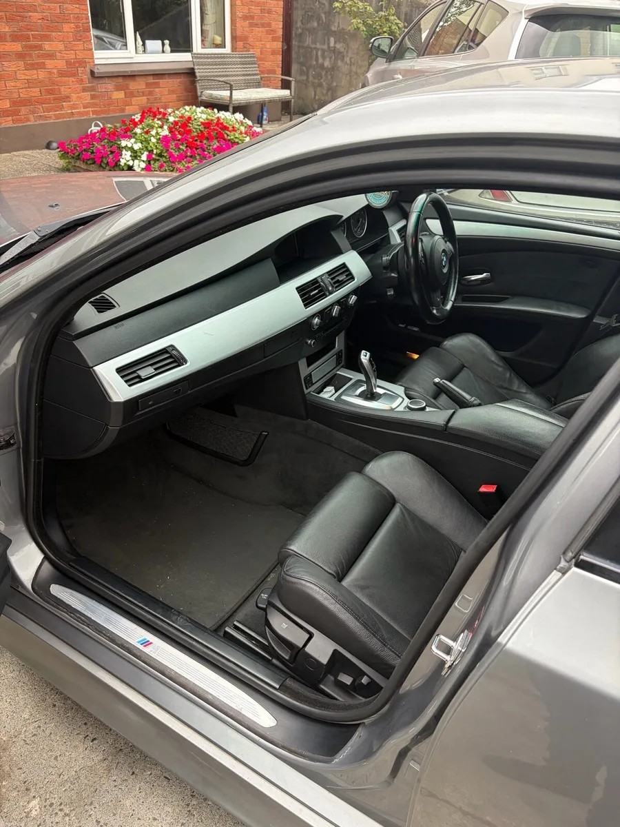 BMW e60 520d lci auto - Image 6