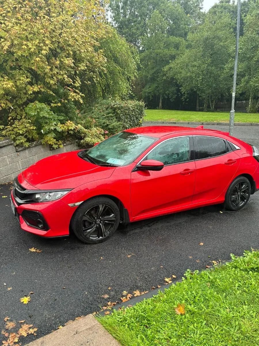 Honda Civic 2018 - Image 3