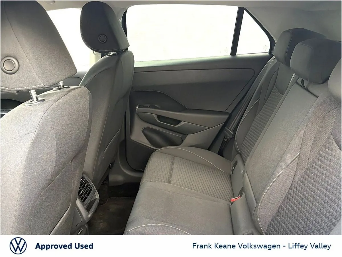 Volkswagen T-Roc LIFE AUTO 1.0 TSI D7F 116HP *WOLF - Image 6