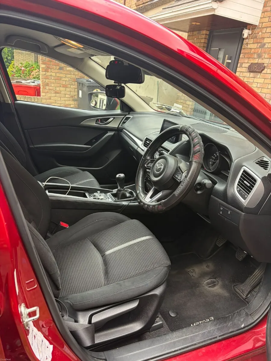 Mazda 3 2017 - Image 3