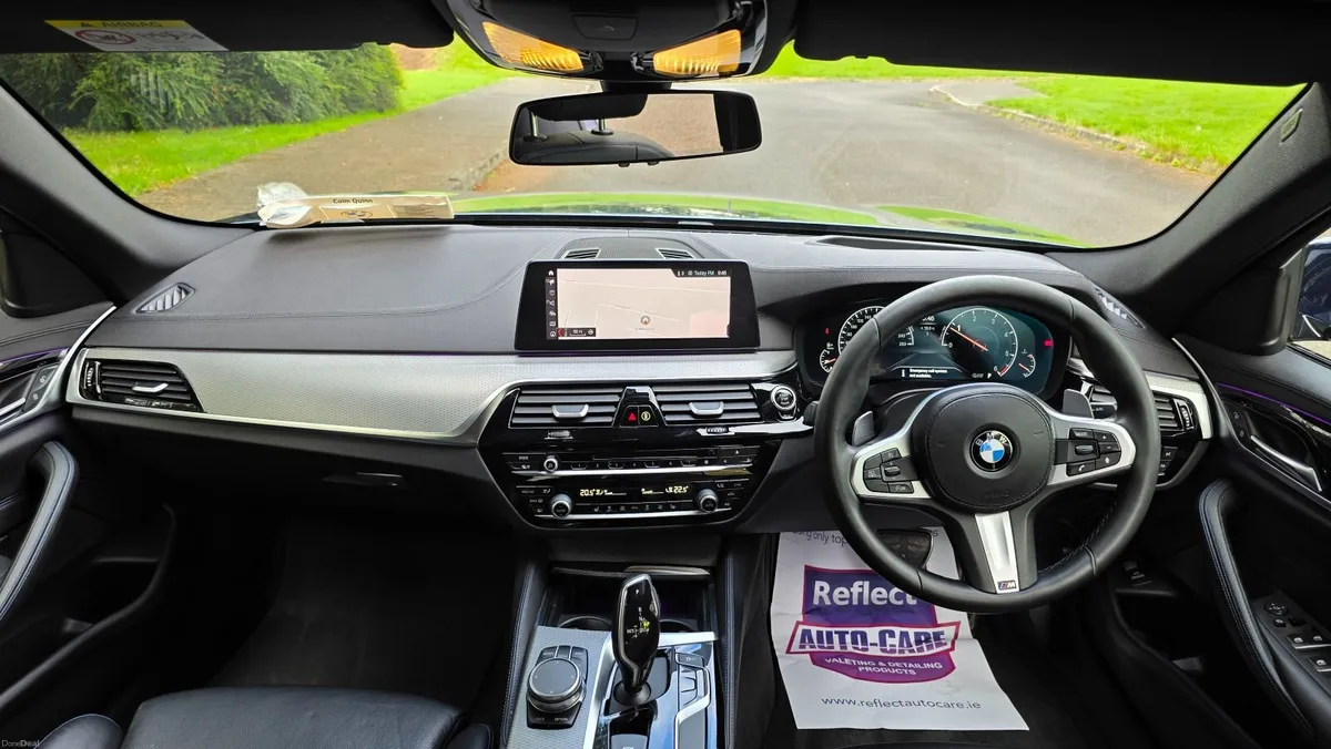 BMW 5-Series 2019 - Image 2