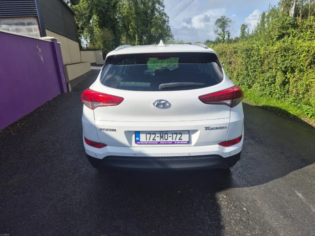 Hyundai Tucson 1.7 EXECUTIVE 5DR - Image 5