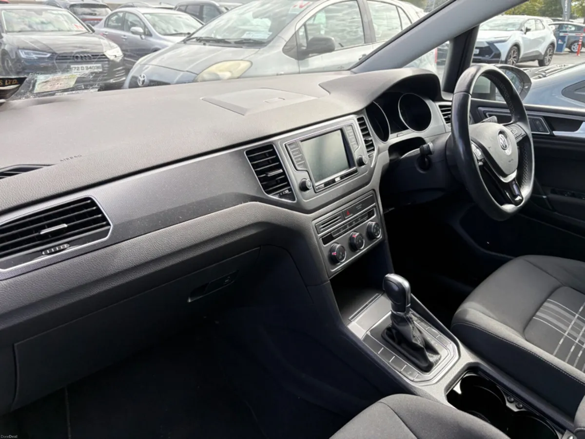 Volkswagen Golf SV LOUNGE 1.2 TSI D7F110H D7F 110H - Image 6