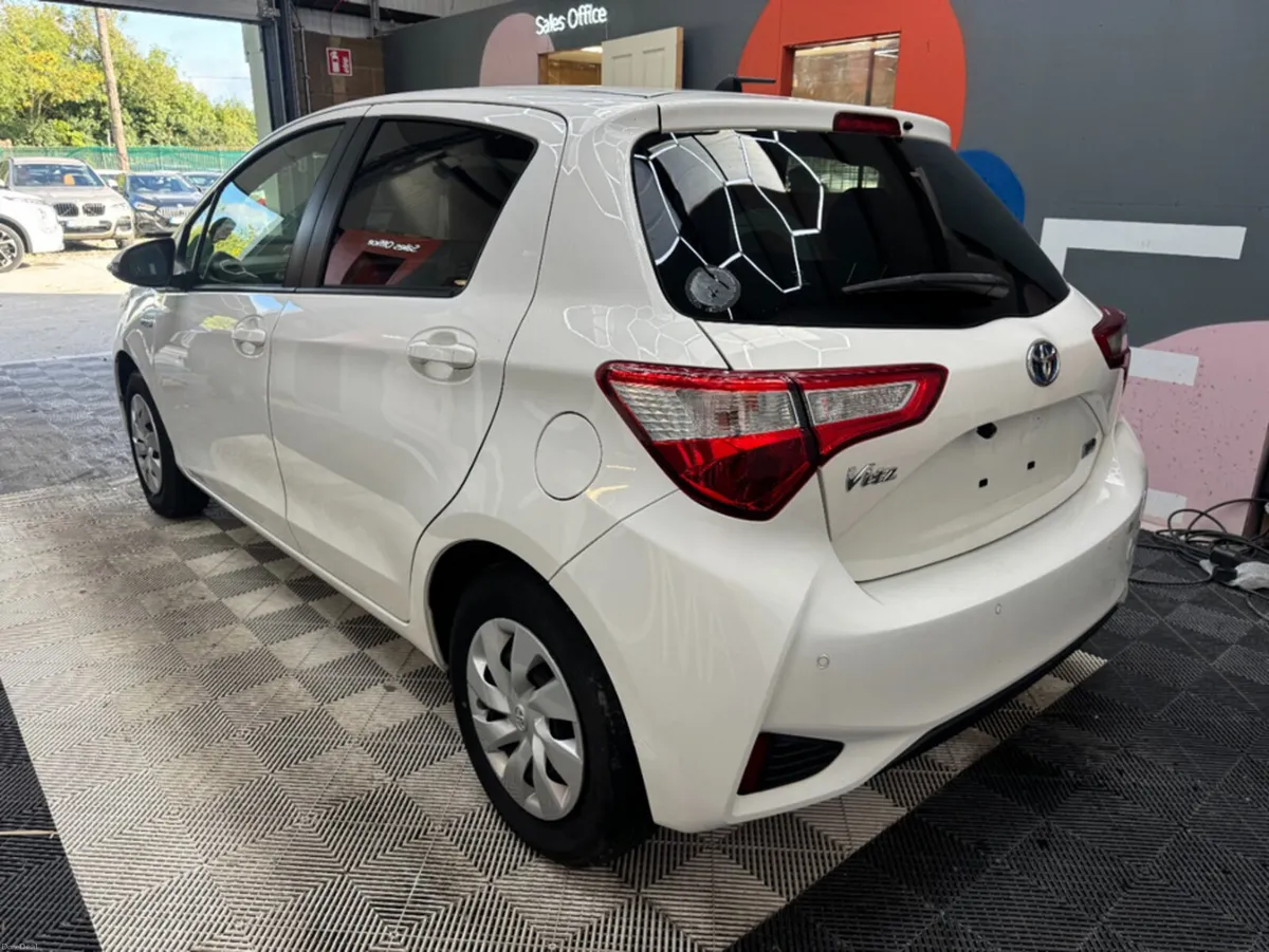 Toyota Vitz 2019 TOYOTA VITZ HYBRID F 1.5 AUTOMATI - Image 5