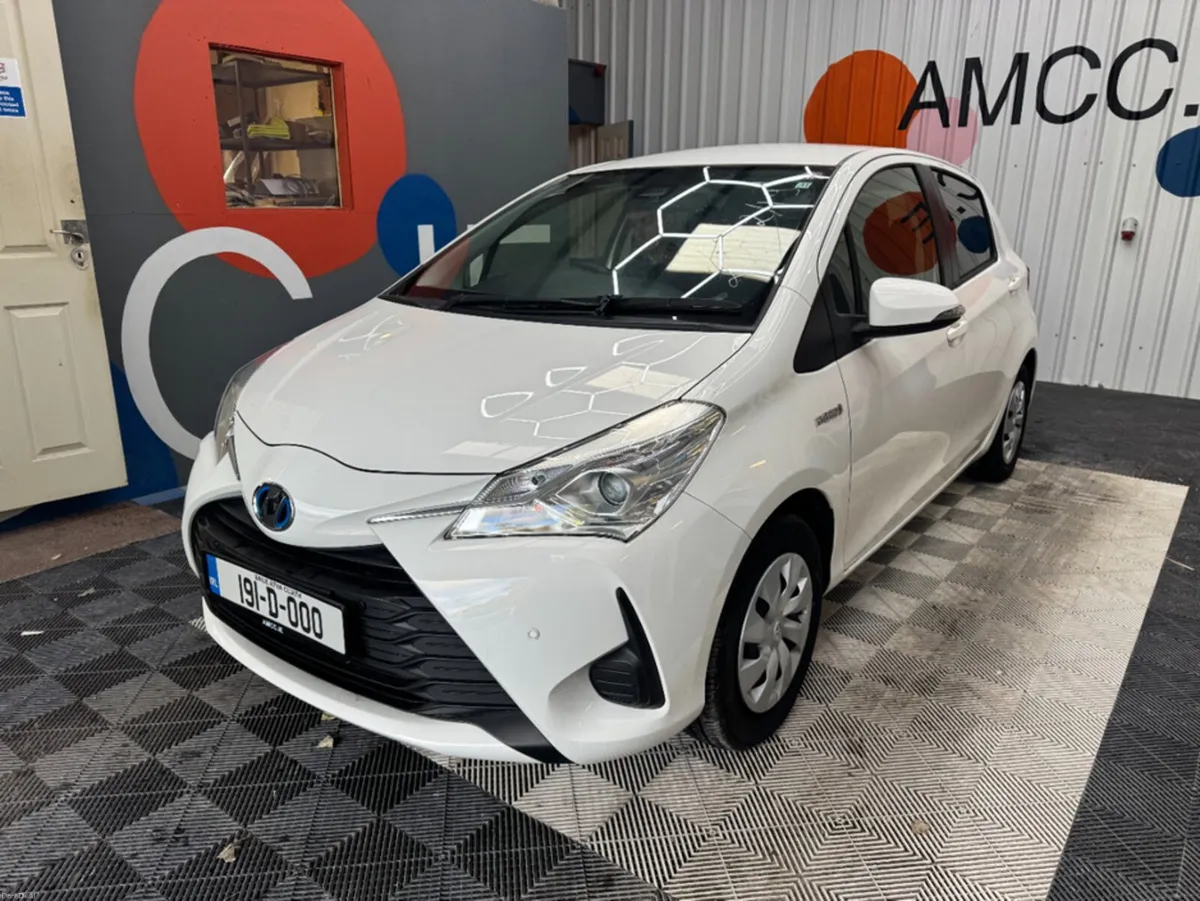 Toyota Vitz 2019 TOYOTA VITZ HYBRID F 1.5 AUTOMATI - Image 6