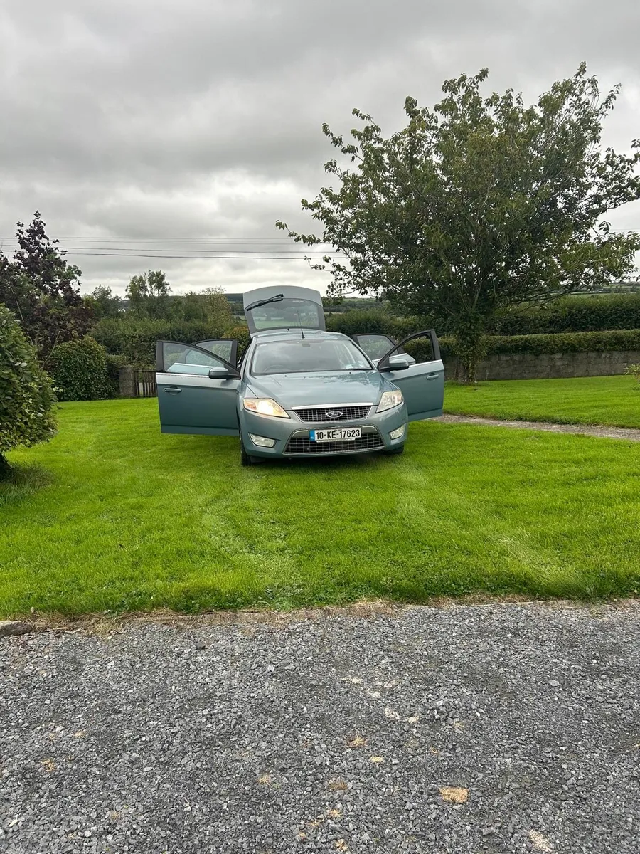 *immaculate* FORD MONDEO - Image 1