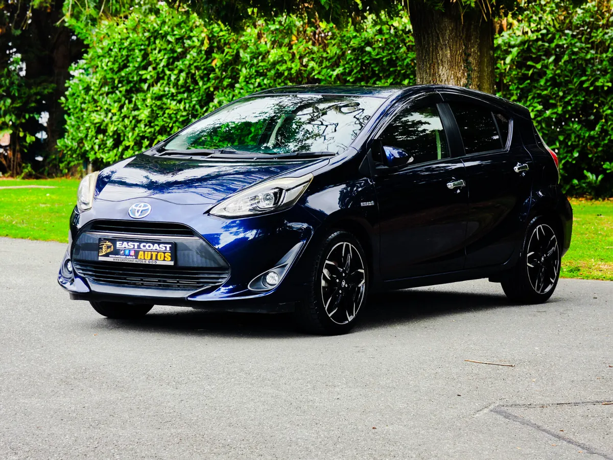 2018 Toyota Aqua 1.5 Petrol Hybrid Automatic - Image 4