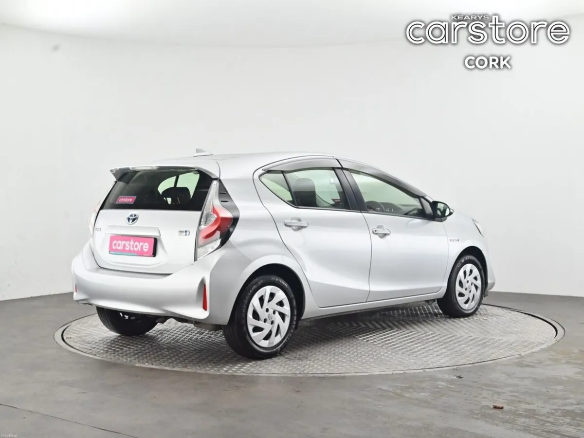 Toyota Aqua 1.5 AUTO - Image 5