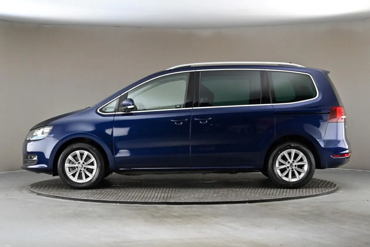 Volkswagen Sharan 1.4 TSI DSG COMFORTLINE **REVERS - Image 5