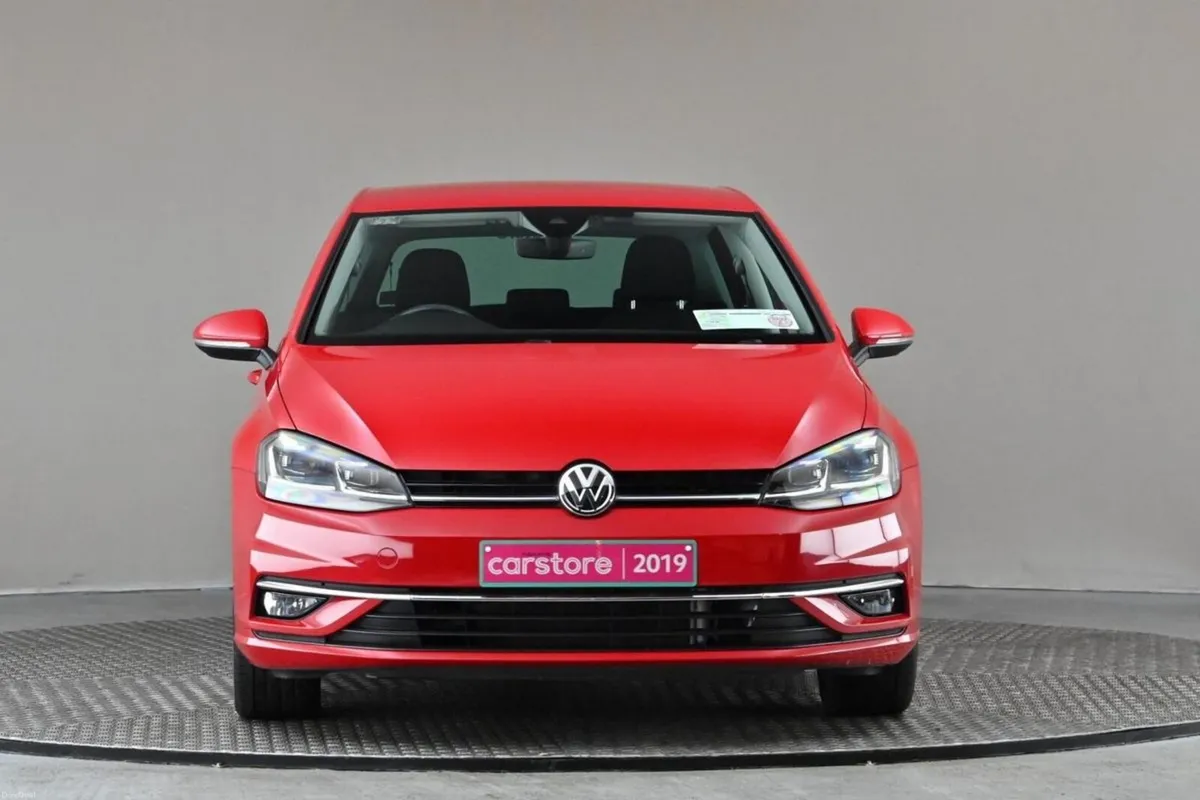 Volkswagen Golf 1.2 TSI DSG MK7.5 COMFORTLINE **RE - Image 2