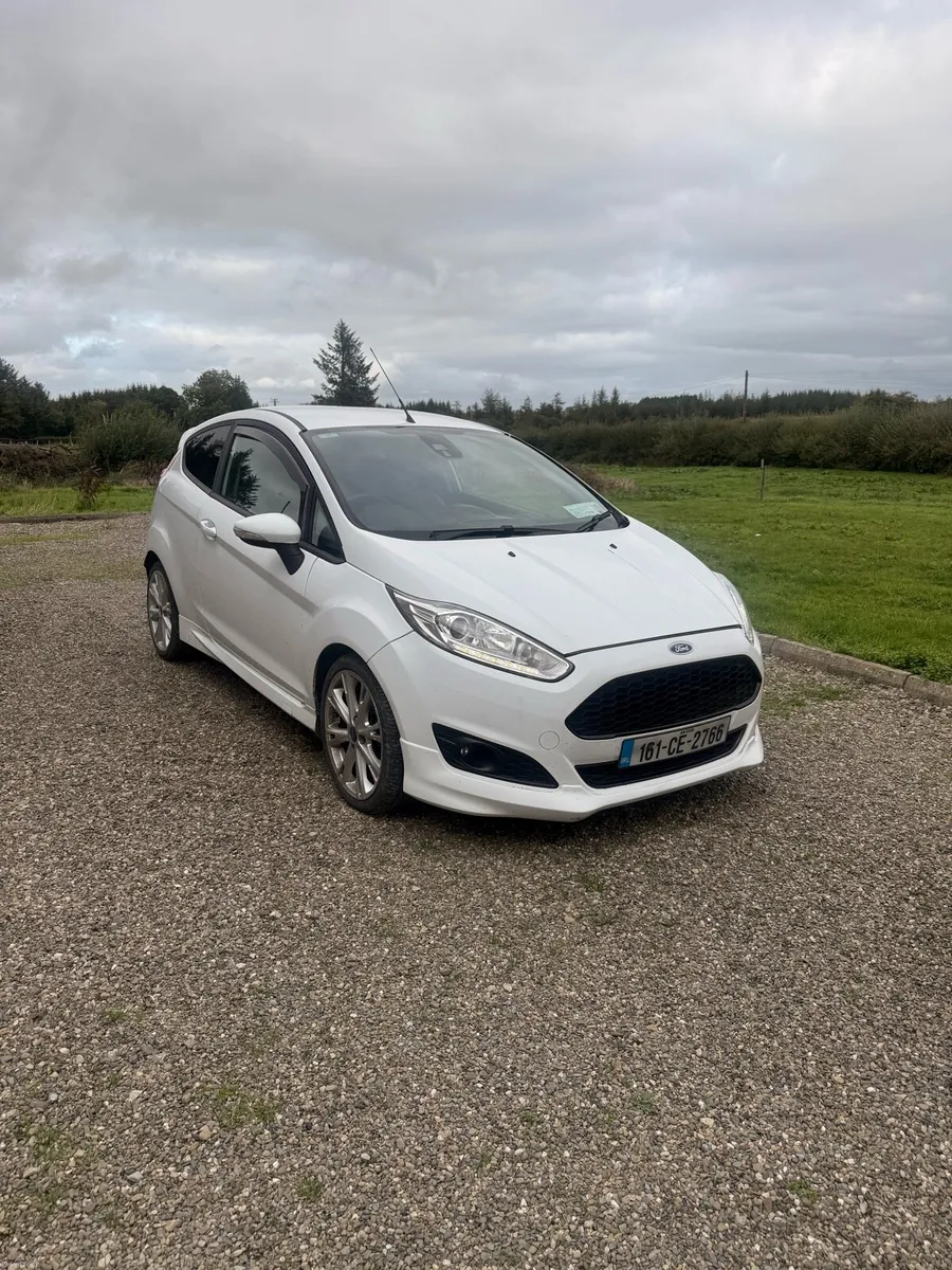 2016 1.5 Diesel Ford Fiesta - Image 3