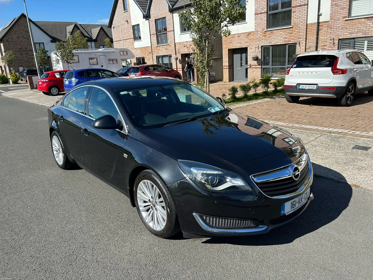161 OPEL INSIGNIA €4,950 low kms - Image 1
