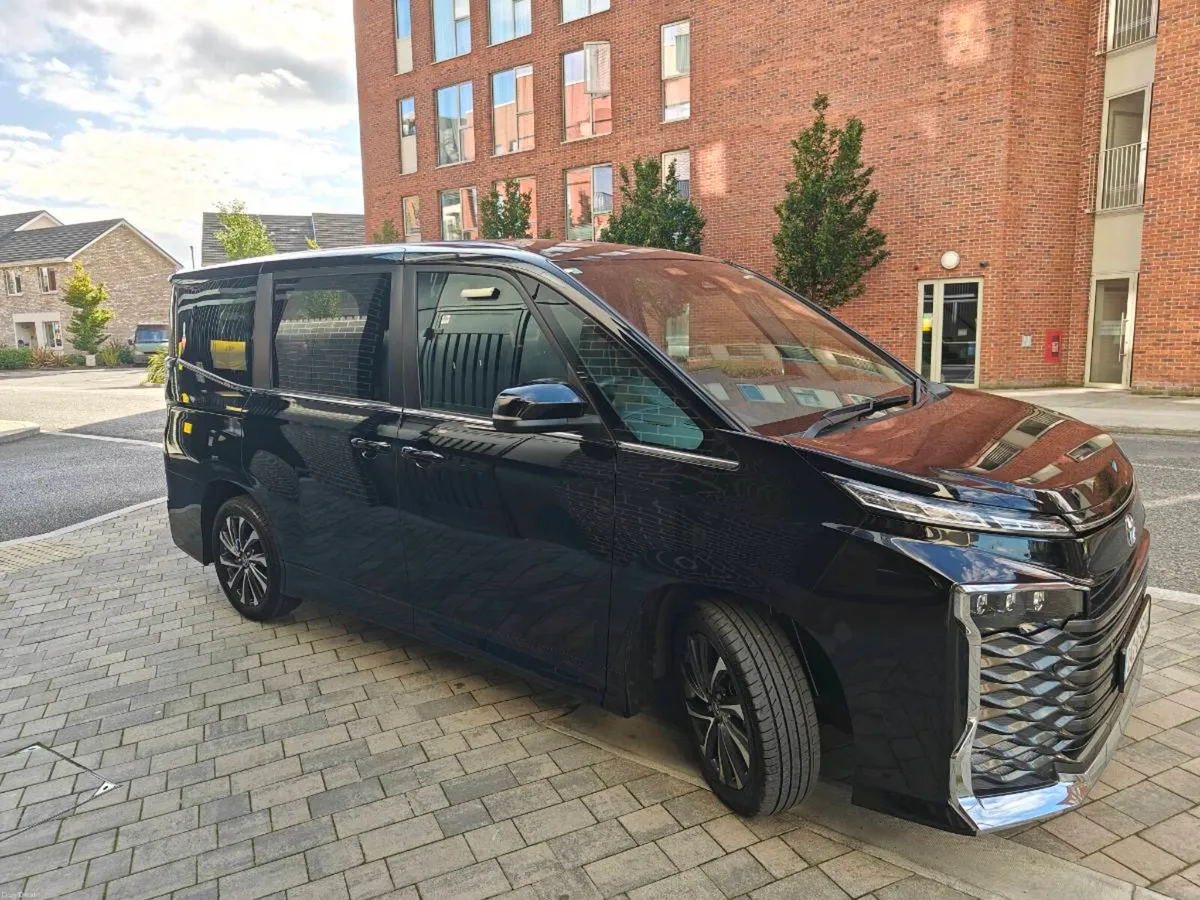 Toyota Voxy November 2024 4.5 grade - Image 3
