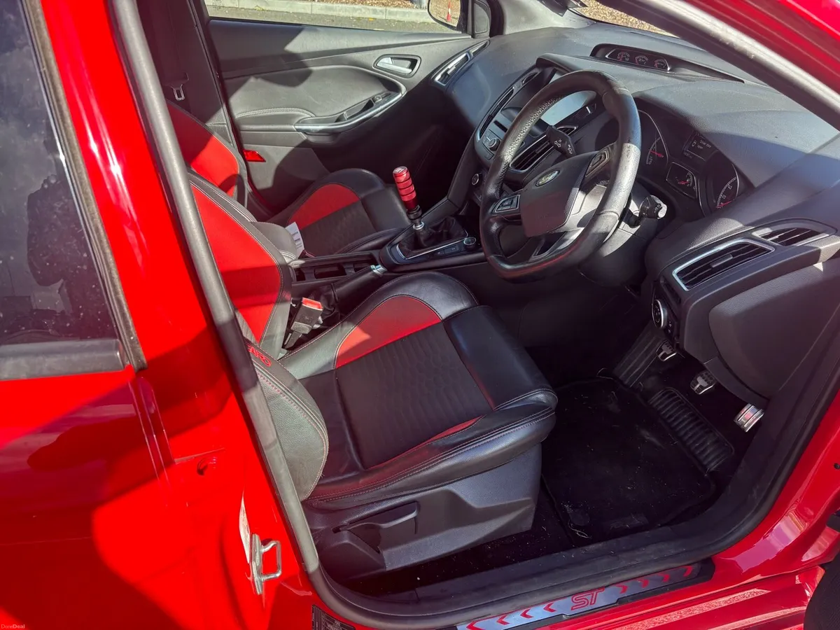 2016 st ford focus - Image 5